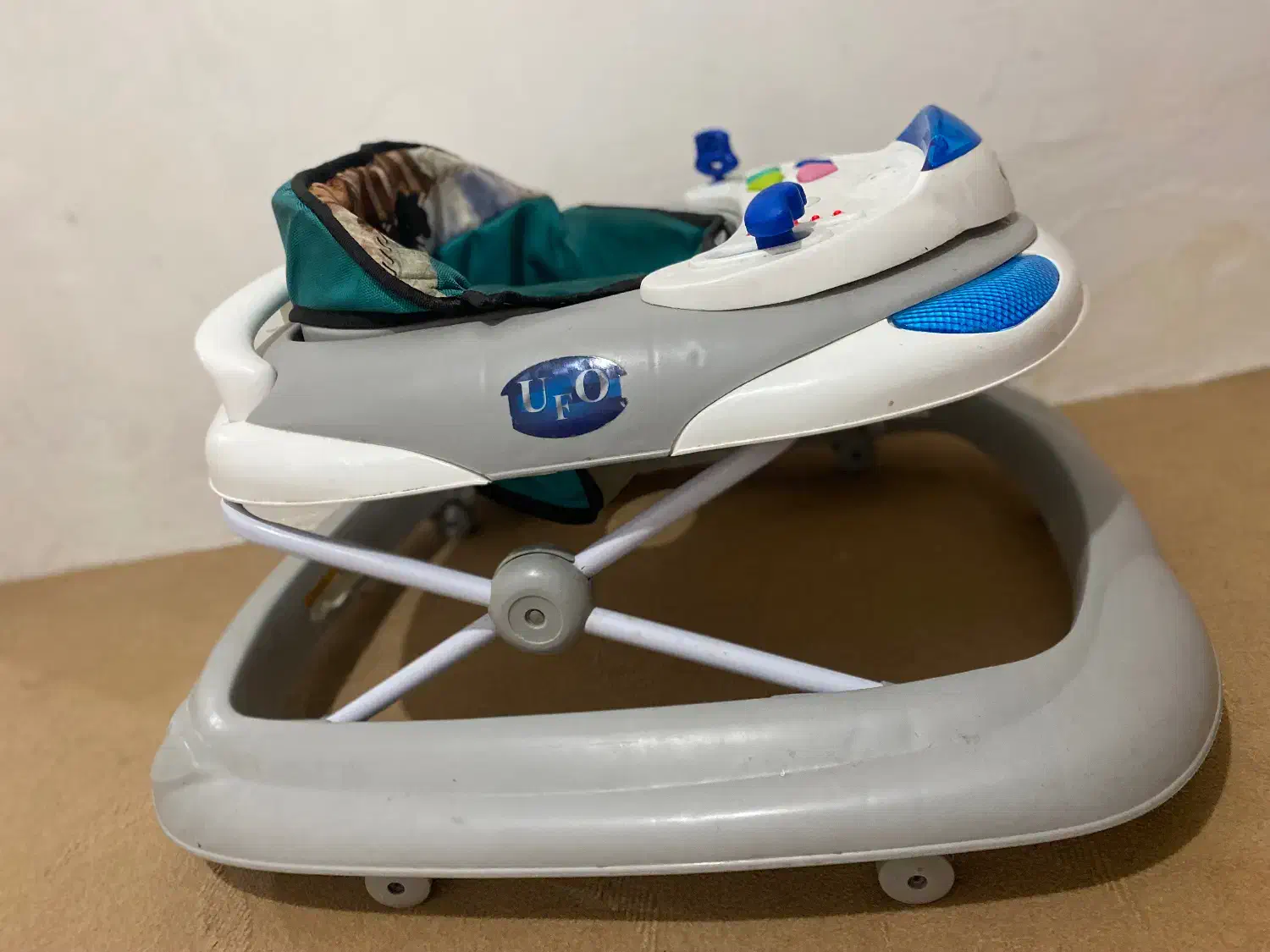 روروئک|کالسکه و لوازم جانبی|زنجان, |دیوار