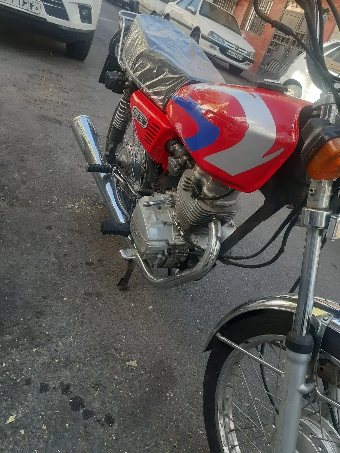 هندا ۱۲۵ مدل ۱۳۹۱|موتورسیکلت|تهران, تهرانپارس غربی|دیوار