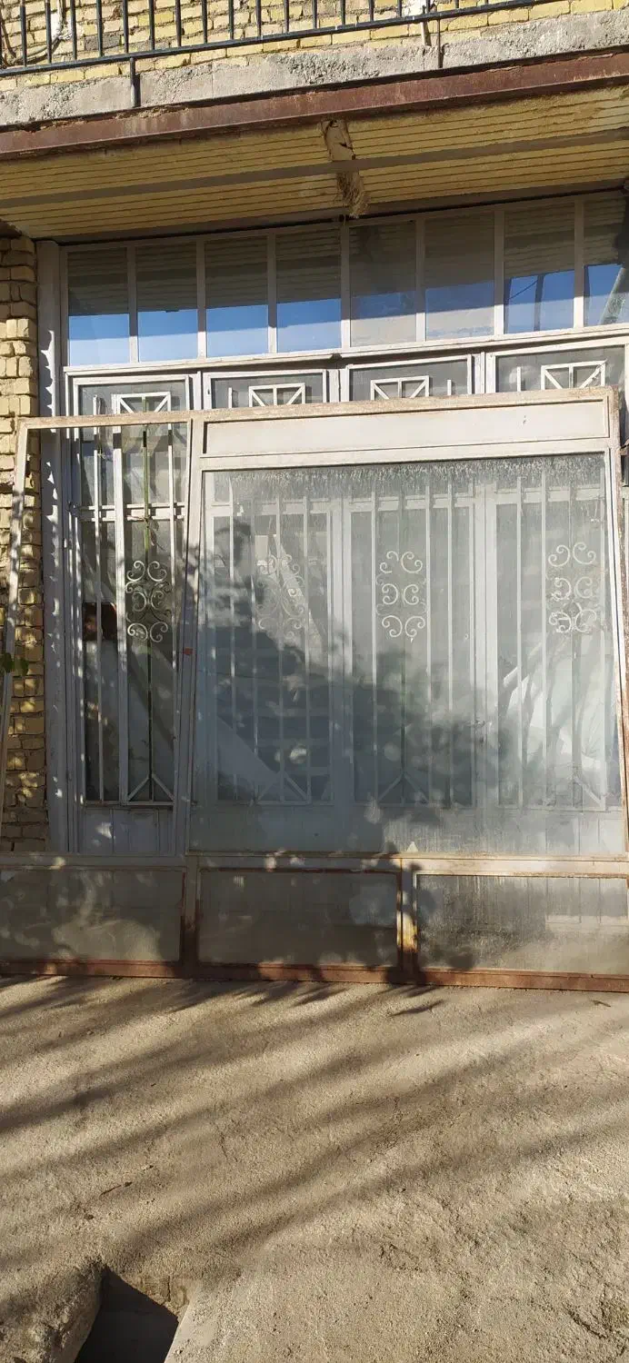 در و پنجره آهنی|مصالح و تجهیزات ساختمان|کبودرآهنگ, |دیوار