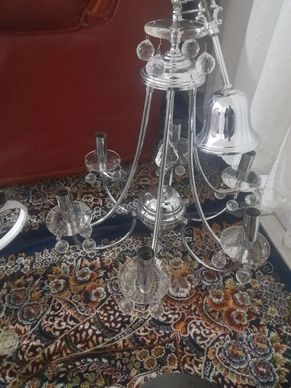 لوستر|لوستر و چراغ آویز|رباط‌کریم, رباط‌کریم|دیوار