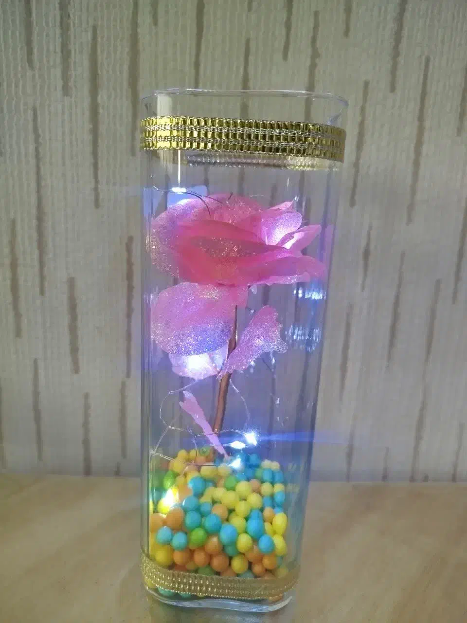 گل شیشه ای کادویی روز مادر|گل مصنوعی|کاشمر, |دیوار