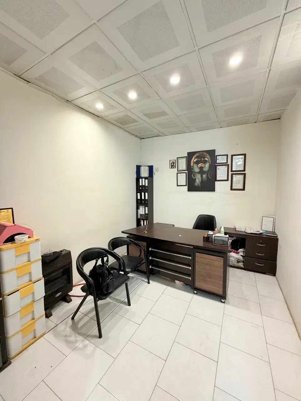 اجاره ی اداری/۱۶۰ متر/۴ خواب/بر اصلی|اجارهٔ دفتر کار، اتاق اداری، مطب|رودهن, |دیوار