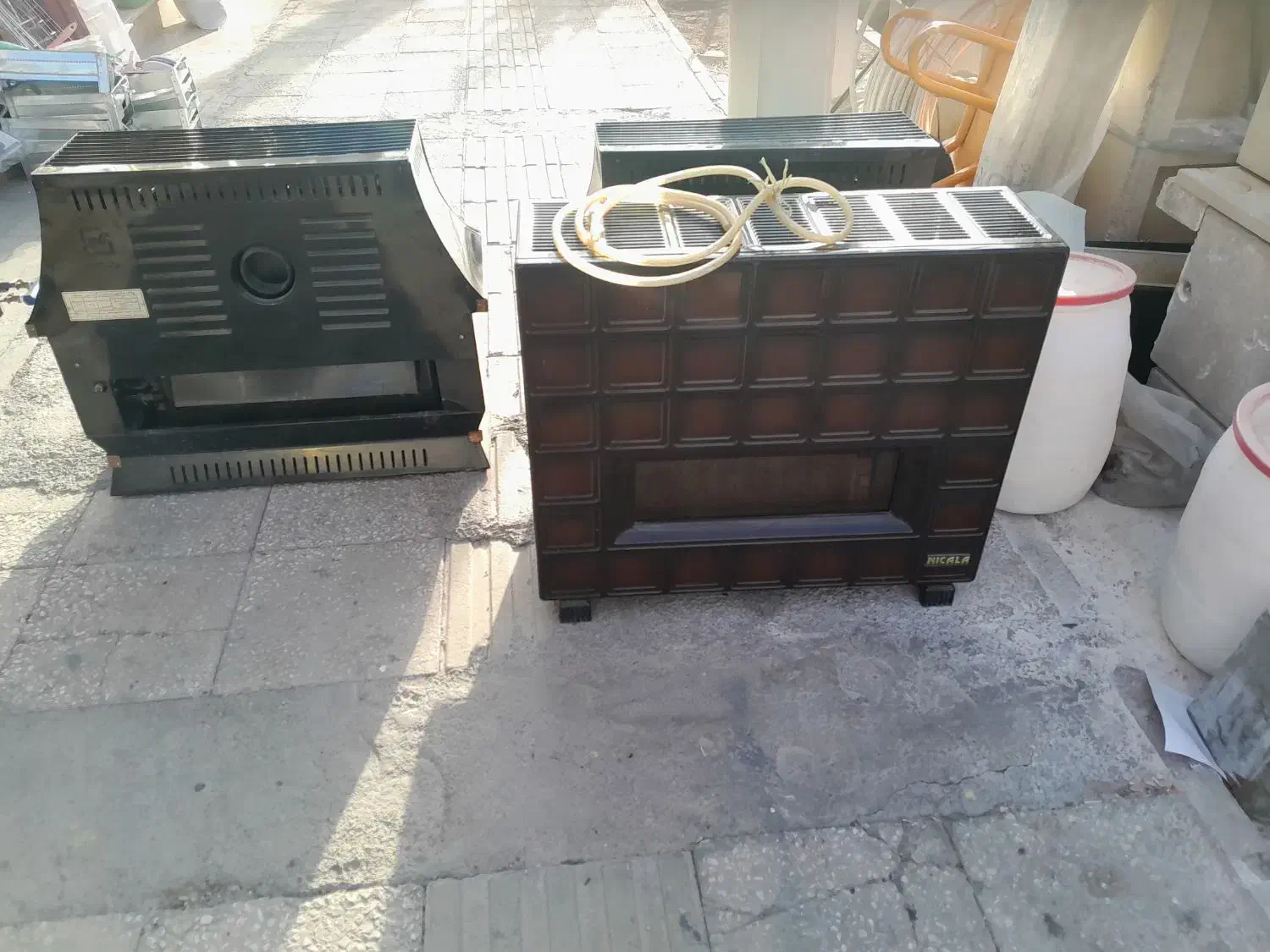 سه عدد بخاری گاز دوعدد مارک پولار ویک عدد نیککالا|بخاری، هیتر، شومینه|پرند, فاز ۶|دیوار