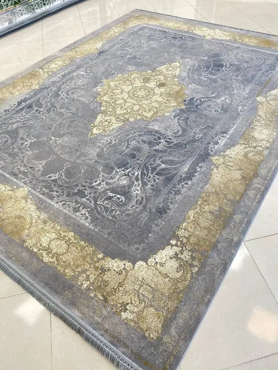 فرش ++ درخشان با ابعاد ۱۲ متری ۹ متری ۶ متری//|فرش|خورموج, |دیوار