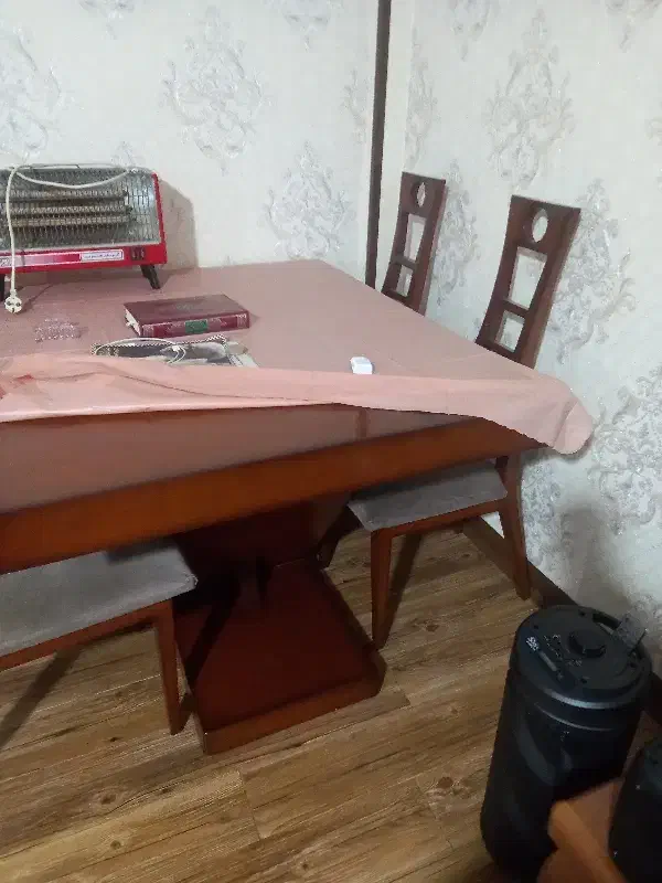 میز و صندلی چهار نفره|میز و صندلی غذاخوری|فردیس, شهرک ارم|دیوار