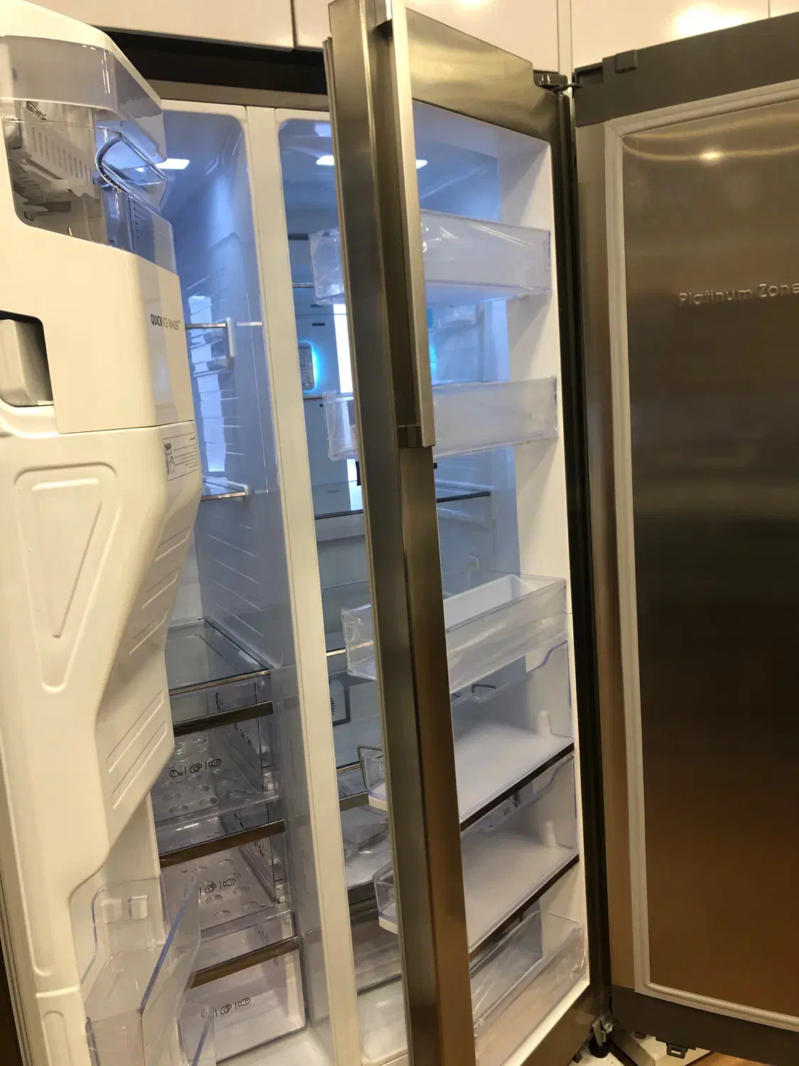 فروش ویترینی ساید بای ساید با تخفیف بالا|یخچال و فریزر|شاهینشهر, خانه کارگر|دیوار