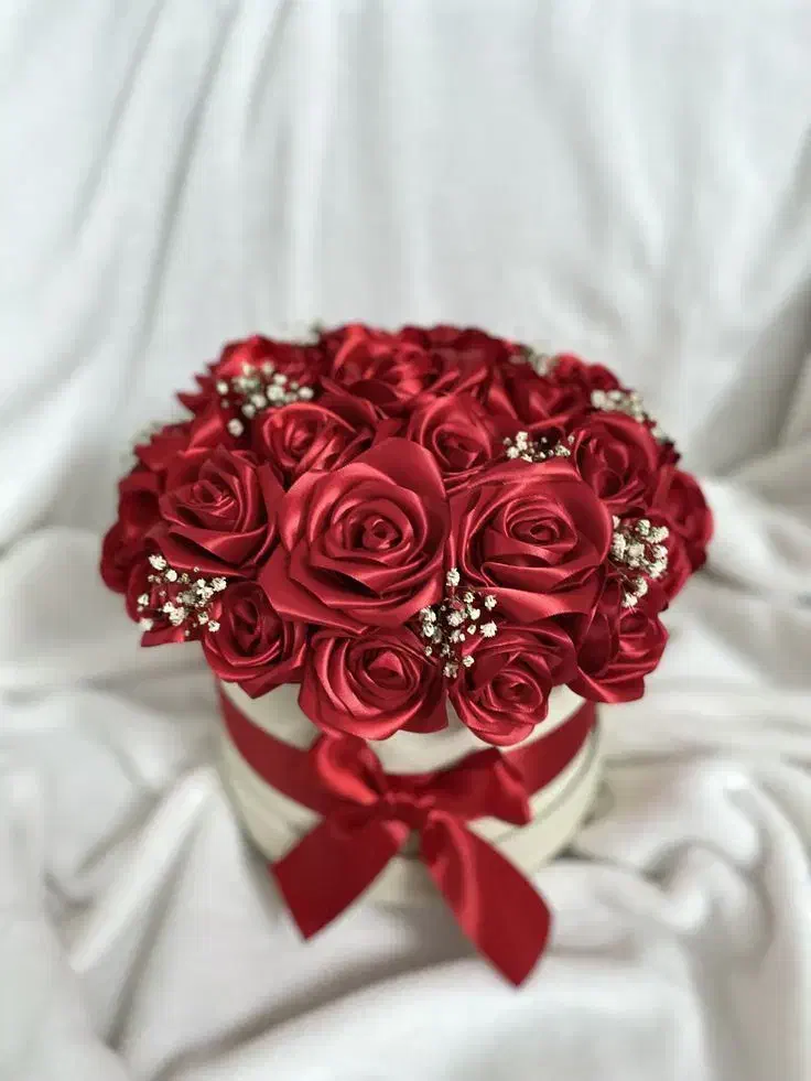 رُز روبانی|گل مصنوعی|اراک, |دیوار