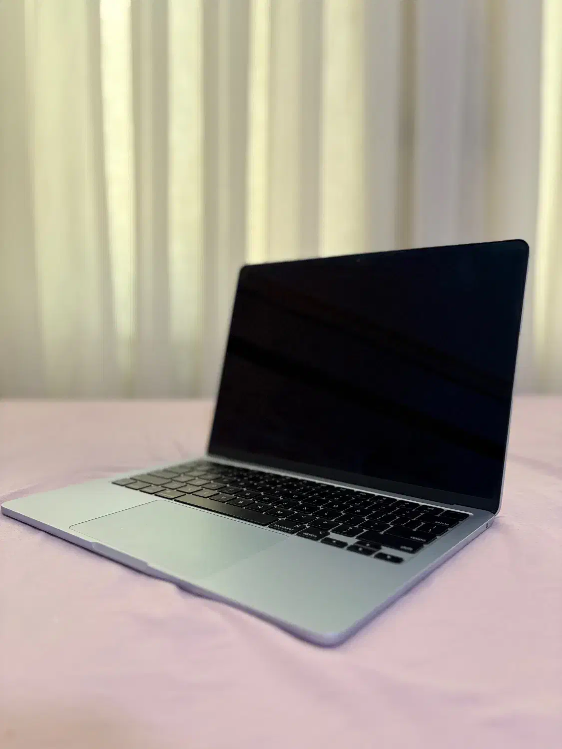 MacBook Air M4|رایانه همراه|قم, نخودی|دیوار