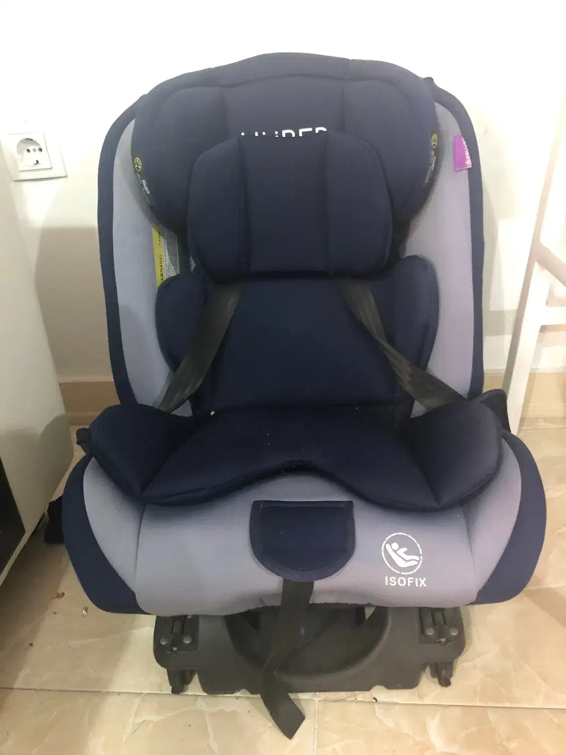 صندلی ماشین هوبر|تخت و صندلی بچه|شیراز, ریشمک|دیوار