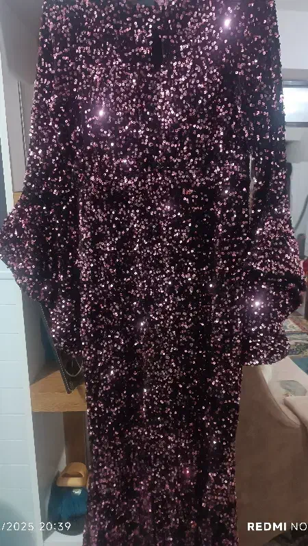 لباس مجلسی|لباس|زابل, |دیوار