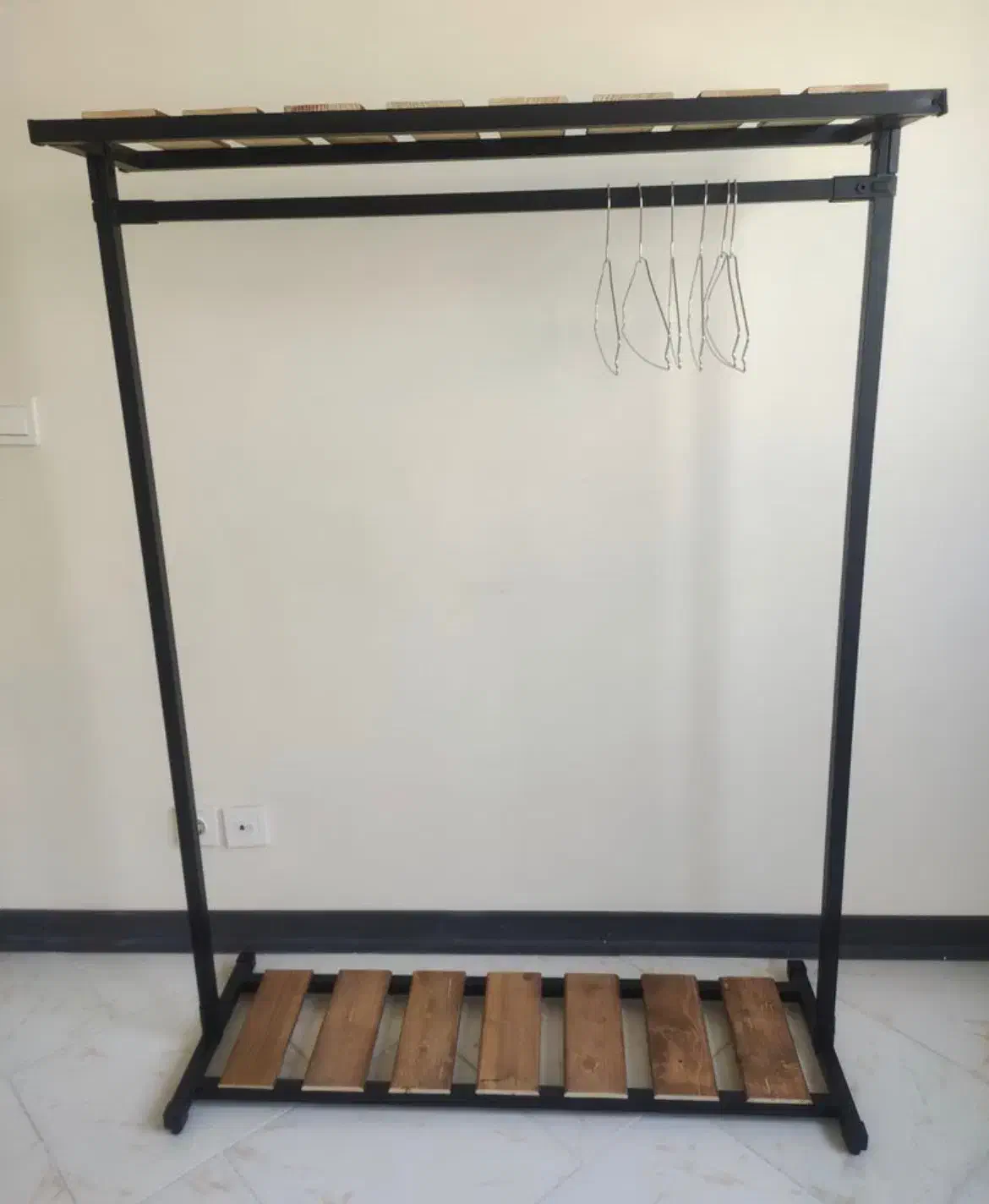 رگال جاکفشی دار|جاکفشی، کمد، دراور|پرند, فاز ۳|دیوار