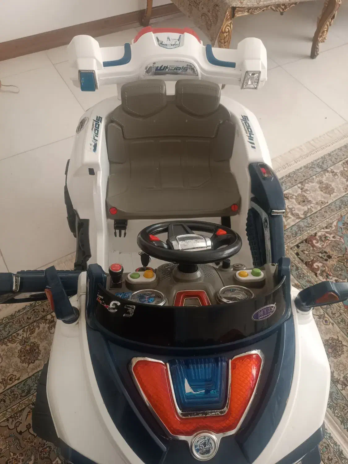 ماشین شارژی|اسباب‌‌بازی|کرمانشاه, |دیوار