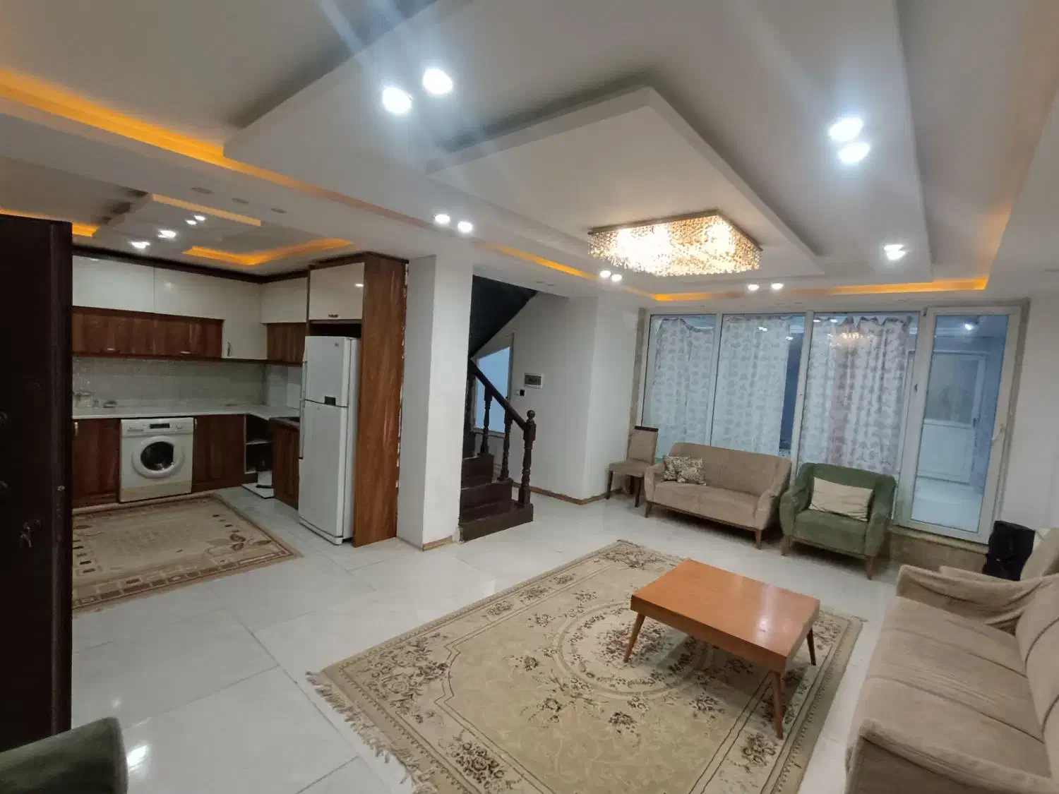 اجاره ویلا روزانه استخردار جکوزی سه خواب تریبلکس|اجارهٔ کوتاهمدت ویلا و باغ|سرخرود, |دیوار