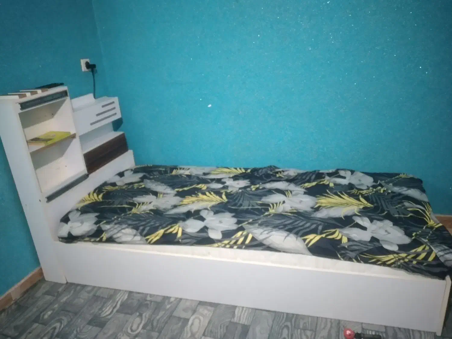 تخت یکنفره طبی|تخت و سرویس خواب|امیرکلا, |دیوار