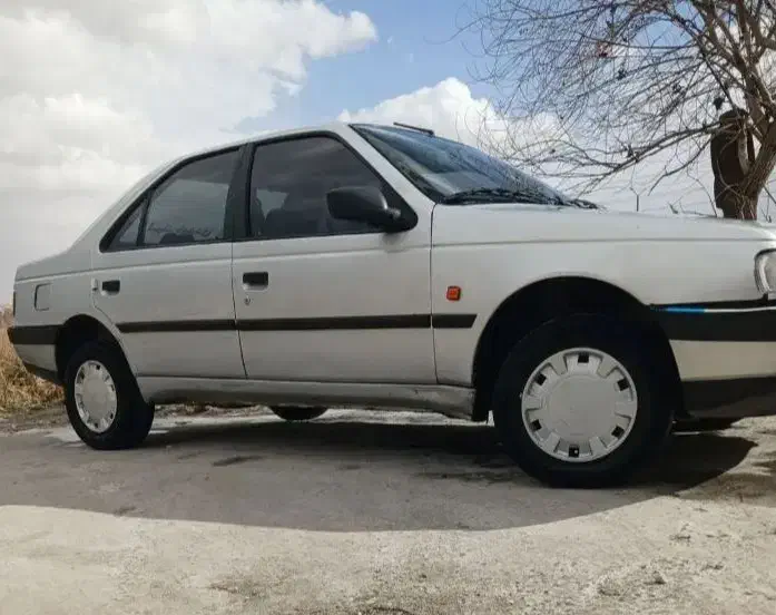 پژو  405‌مدل1395|خودرو سواری و وانت|اردبیل, |دیوار