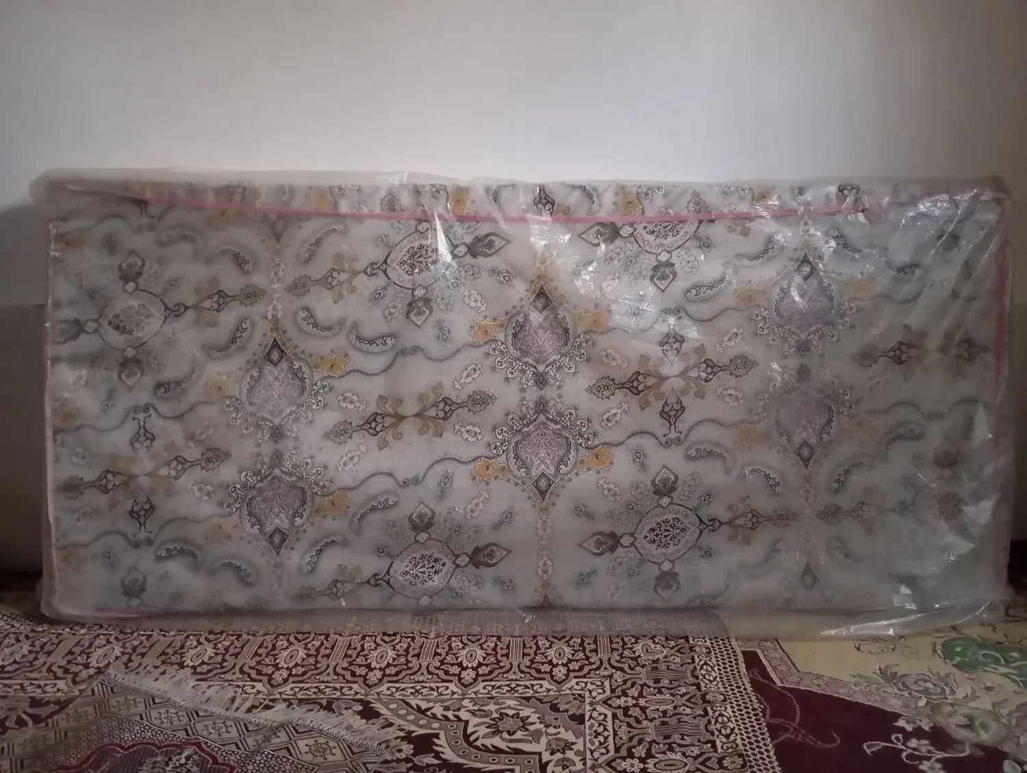 تشک تخت خواب|تشک تختخواب|بندر ترکمن, |دیوار