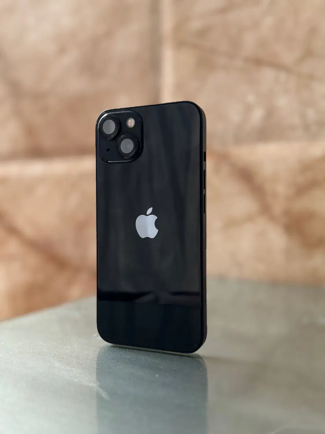 iphone 13 normal|موبایل|قم, چهل درخت|دیوار