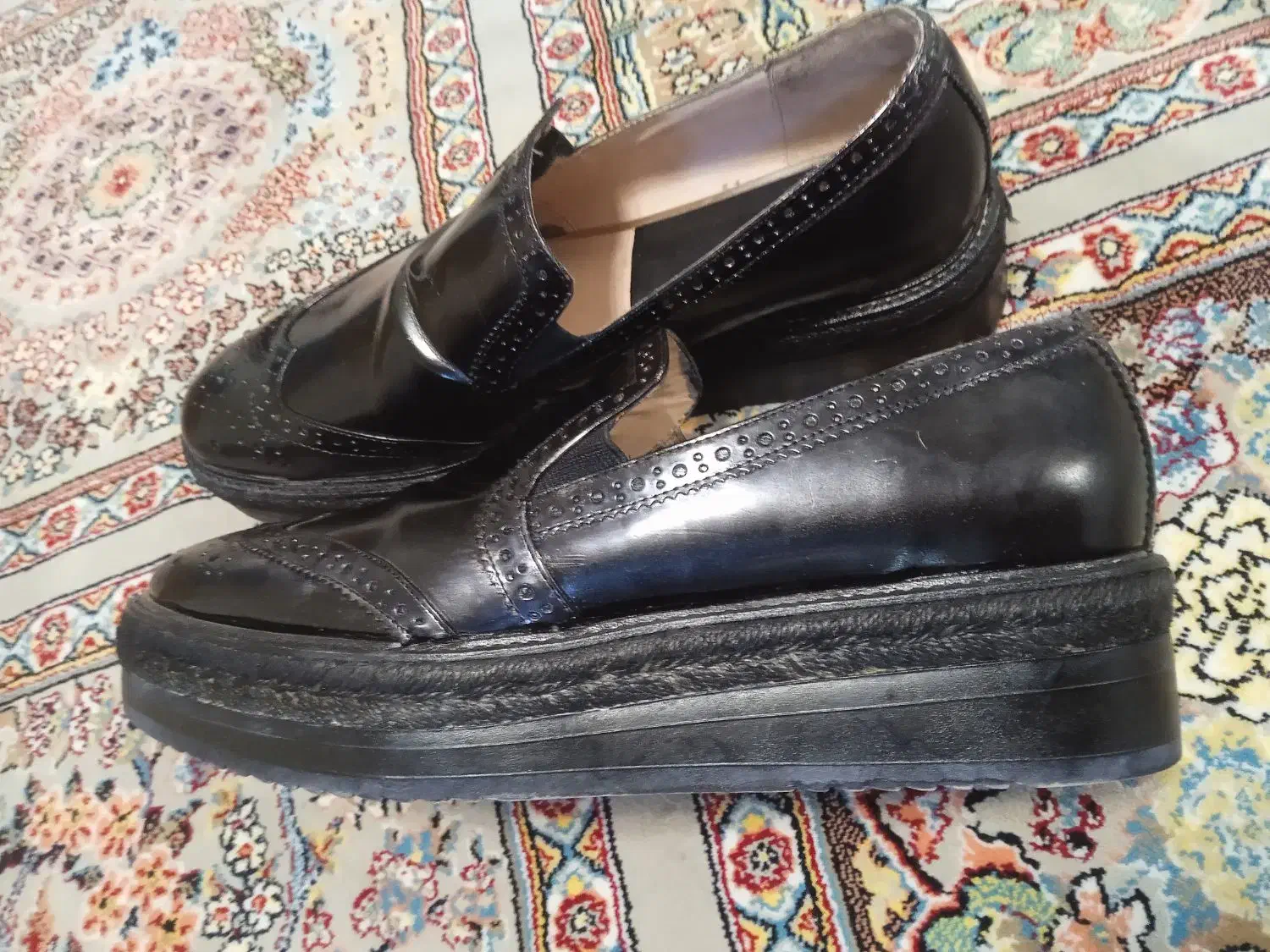 کفش اسپانیایی زارا|کیف، کفش، کمربند|پرند, فاز ۴|دیوار