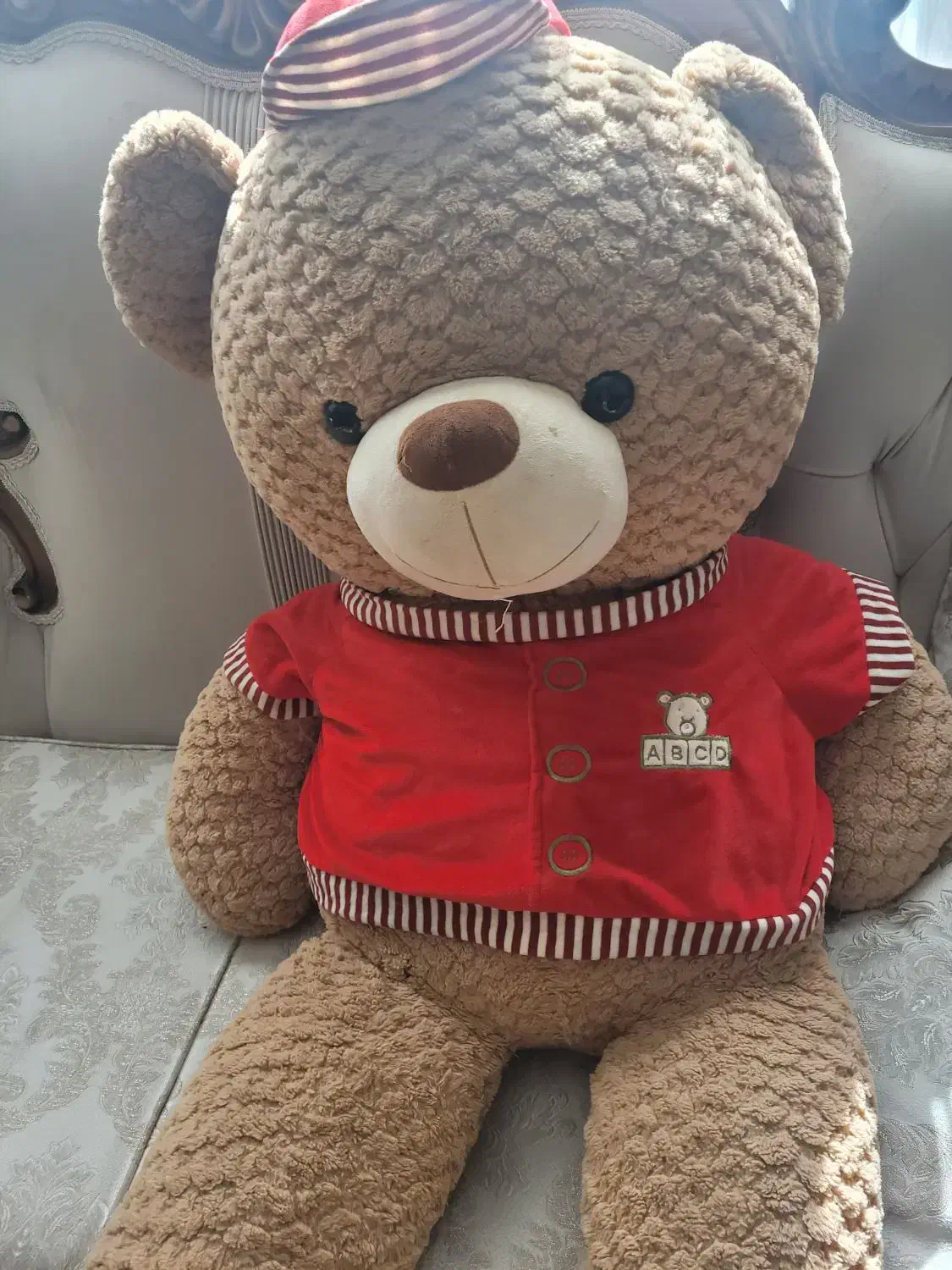 عروسک|اسباب‌بازی بچه|همدان, |دیوار