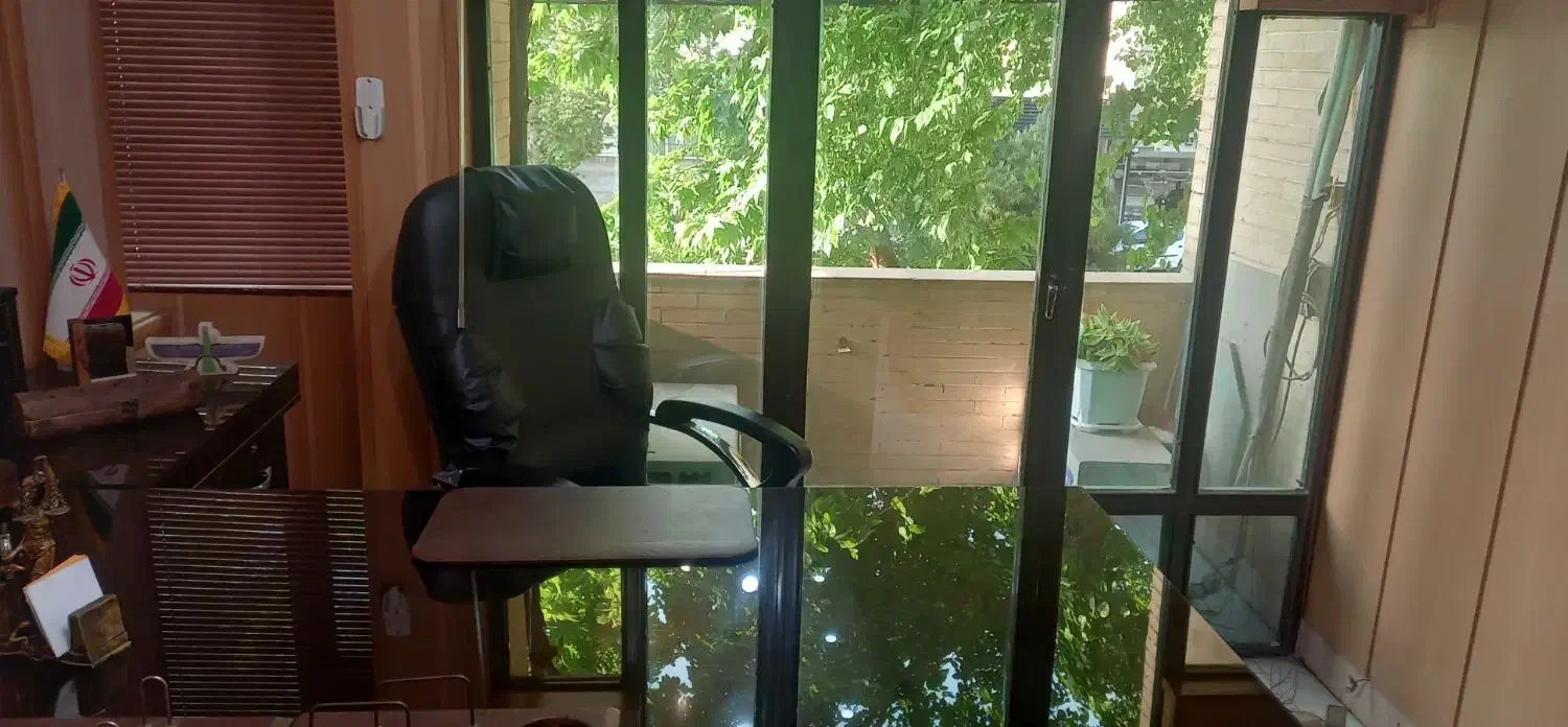 رهن یا اجاره دفتر وکالت|اجارهٔ دفتر کار، اتاق اداری، مطب|اصفهان, ملک|دیوار