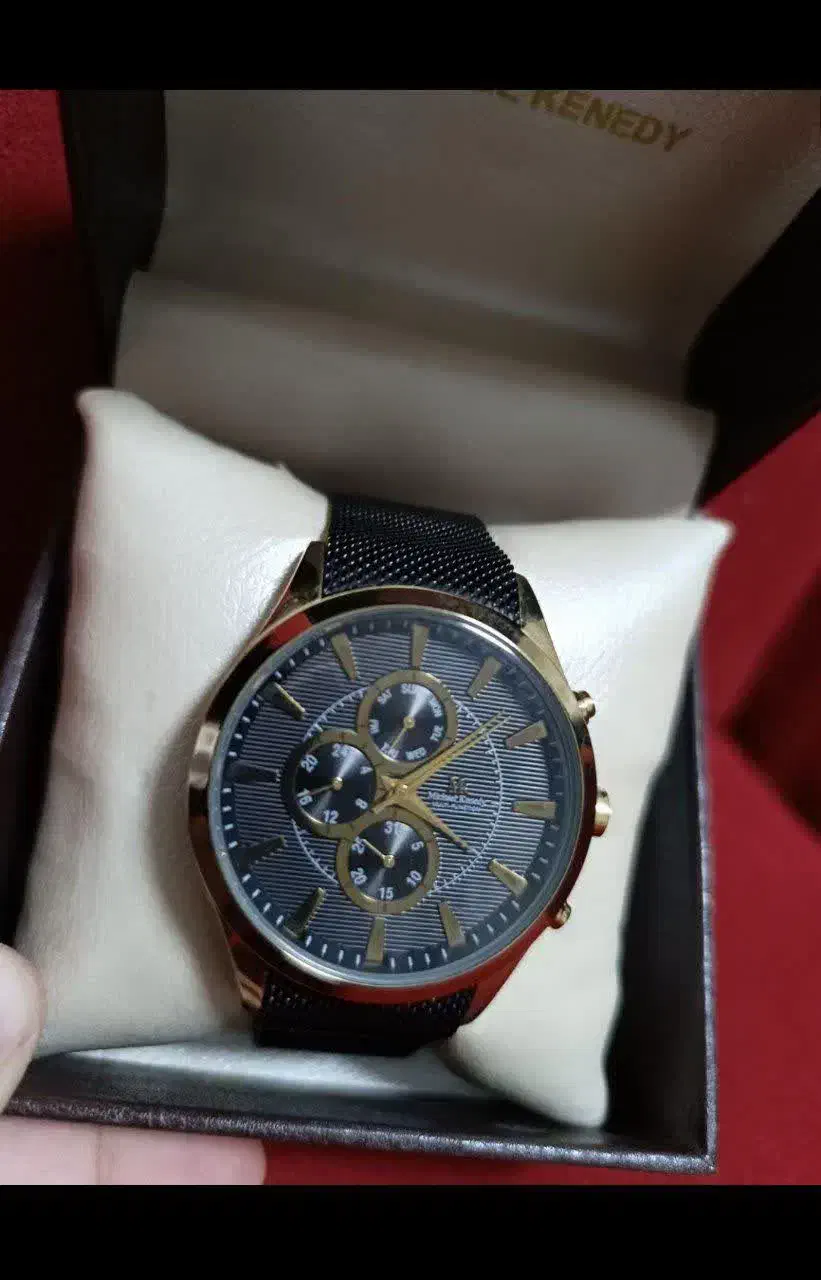 ساعت مچی|ساعت|تهران, تسلیحات|دیوار