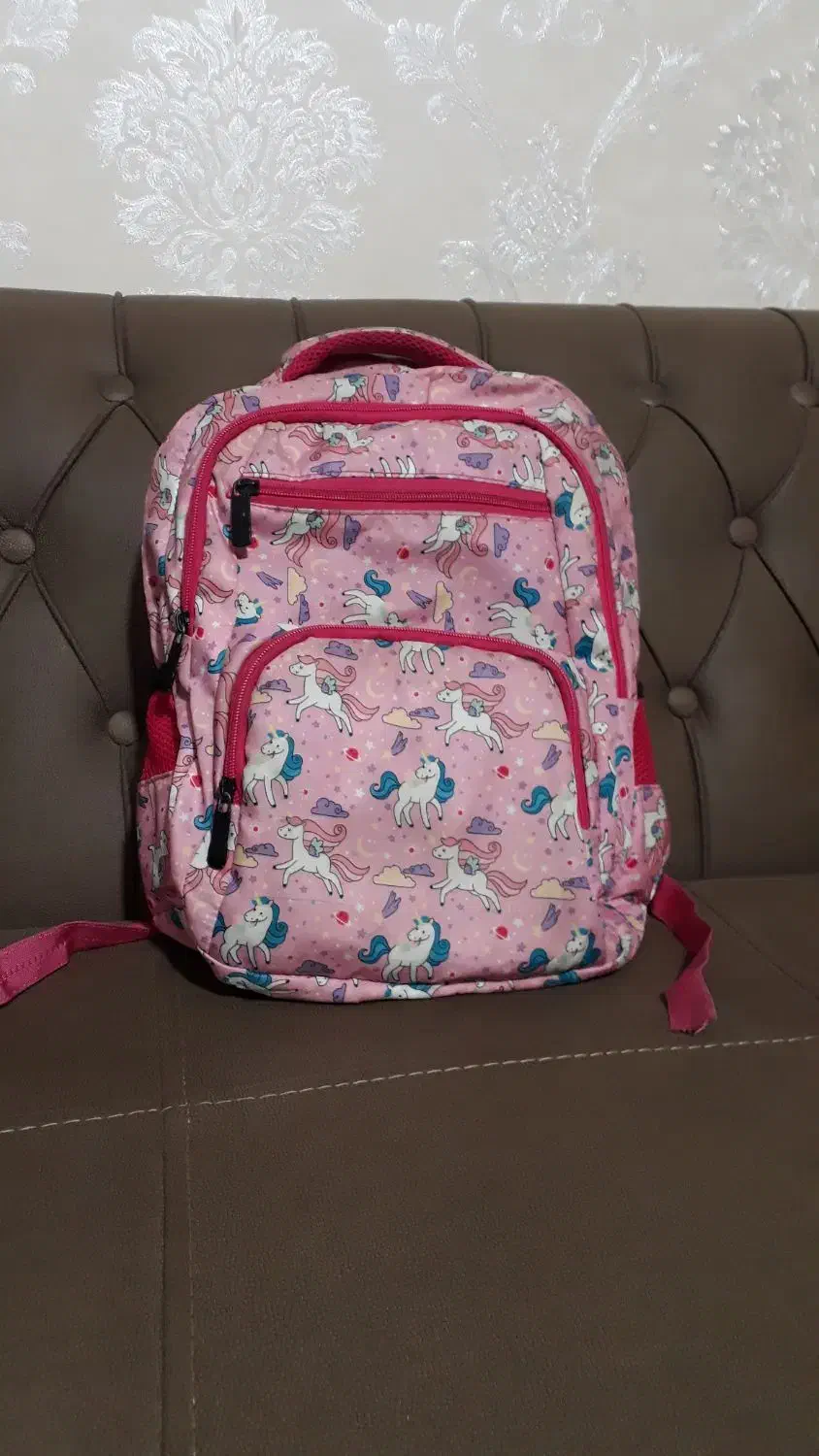 کوله دخترونه درحدنو|کیف، کفش، کمربند|رشت, پیرکلاچای|دیوار