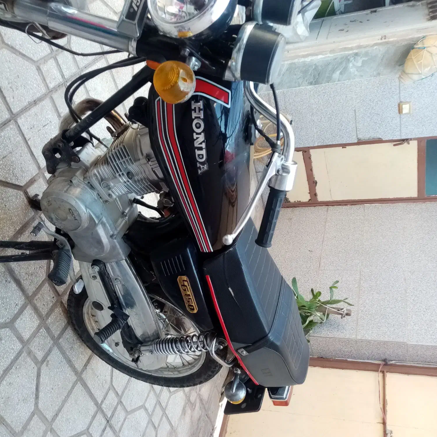 هندا125|موتورسیکلت|نوده انقلاب, |دیوار