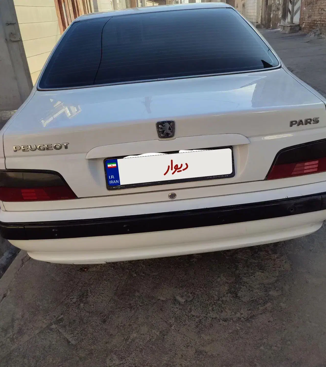 پژو پارس ۹۴ بی رنگ|خودرو سواری و وانت|بروجرد, |دیوار