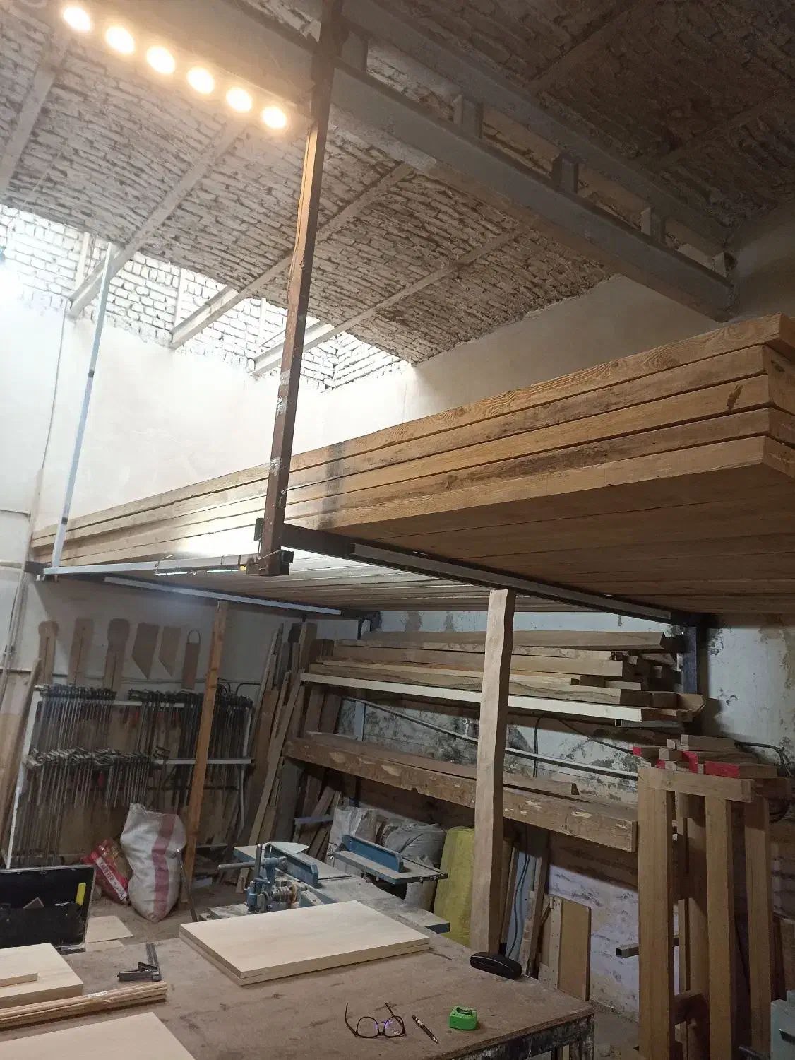 چوب روسی خشک|عمده‌فروشی|بومهن, |دیوار