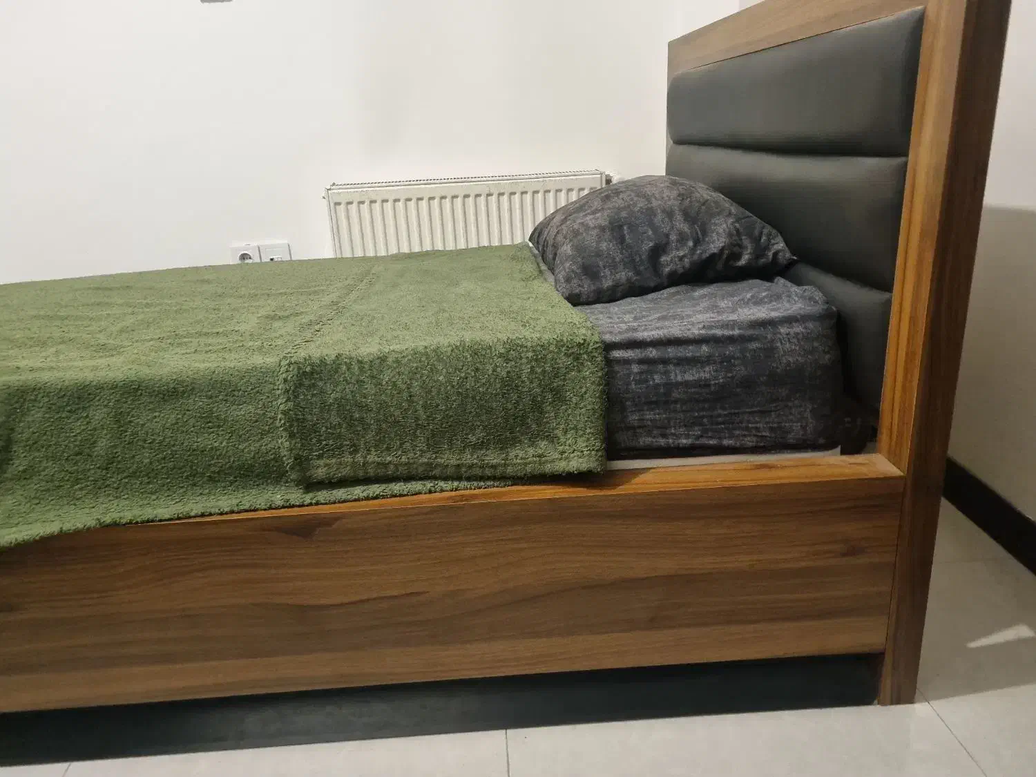 تخت یک و نیم نفره ۱۲۰|تخت و سرویس خواب|تهران, شهرک آزمایش|دیوار