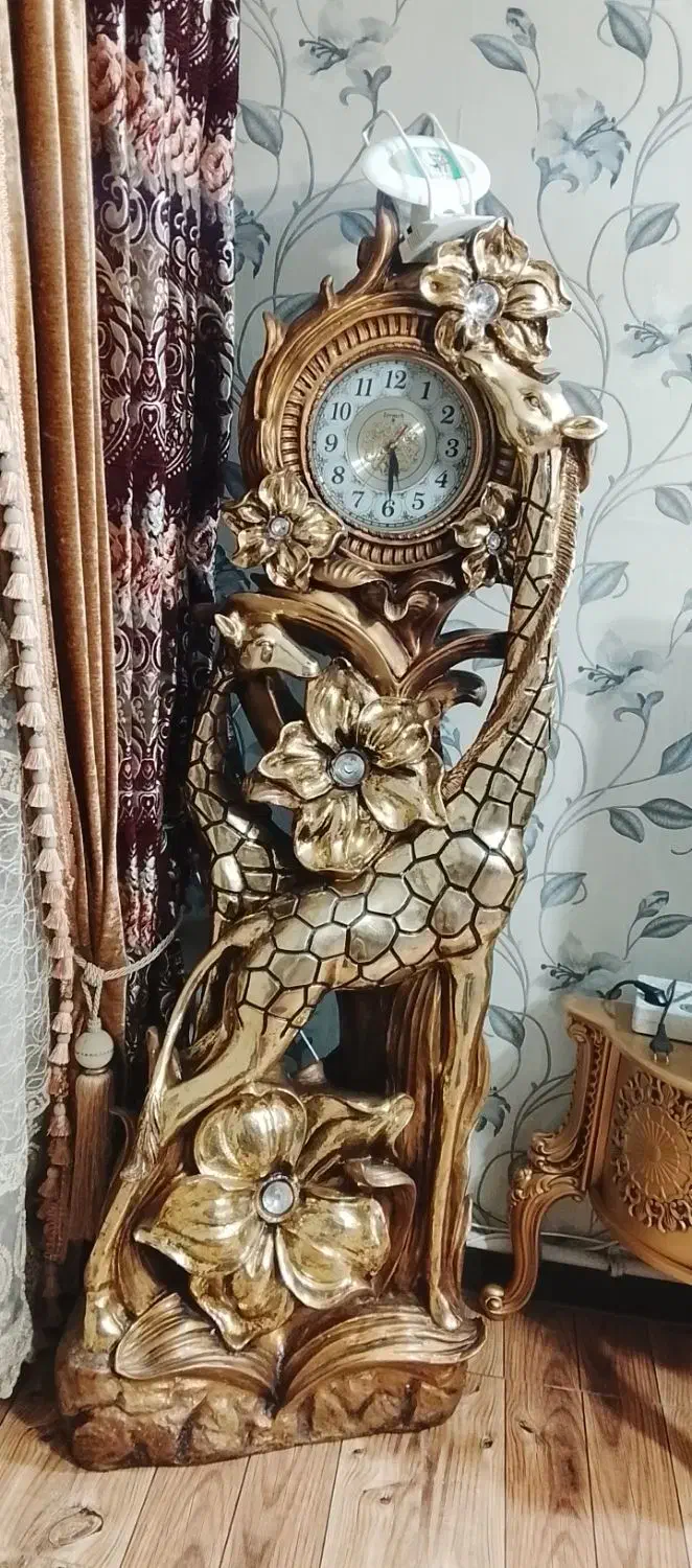 ساعت ایستاده|ساعت دیواری و تزئینی|کرج, پیشاهنگی|دیوار