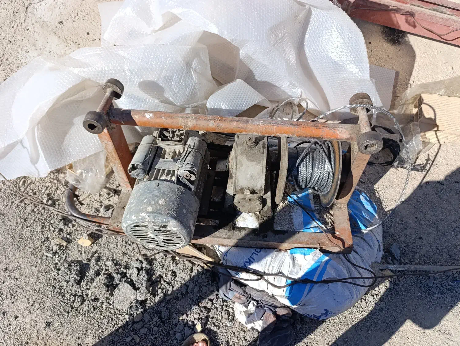 بالابر|مصالح و تجهیزات ساختمان|دهدشت, |دیوار