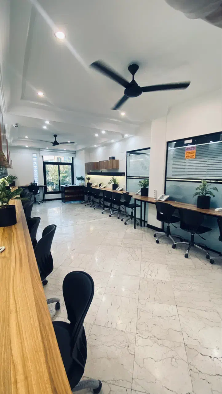 استخدام کارمند فروش (خانم)ماهیانه۱۰۰میلیون|استخدام بازاریابی و فروش|تهران, دروس|دیوار