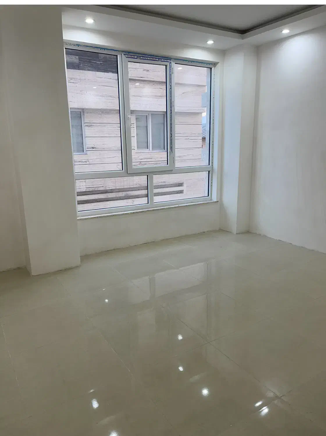 اجاره تاپ ترین واحد تجاری یا مطب درخیابان نواب رشت|اجارهٔ دفتر کار، اتاق اداری، مطب|رشت, گلسار|دیوار