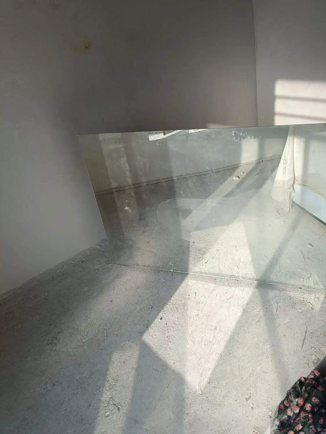 آینه|آینه|تبریز, |دیوار