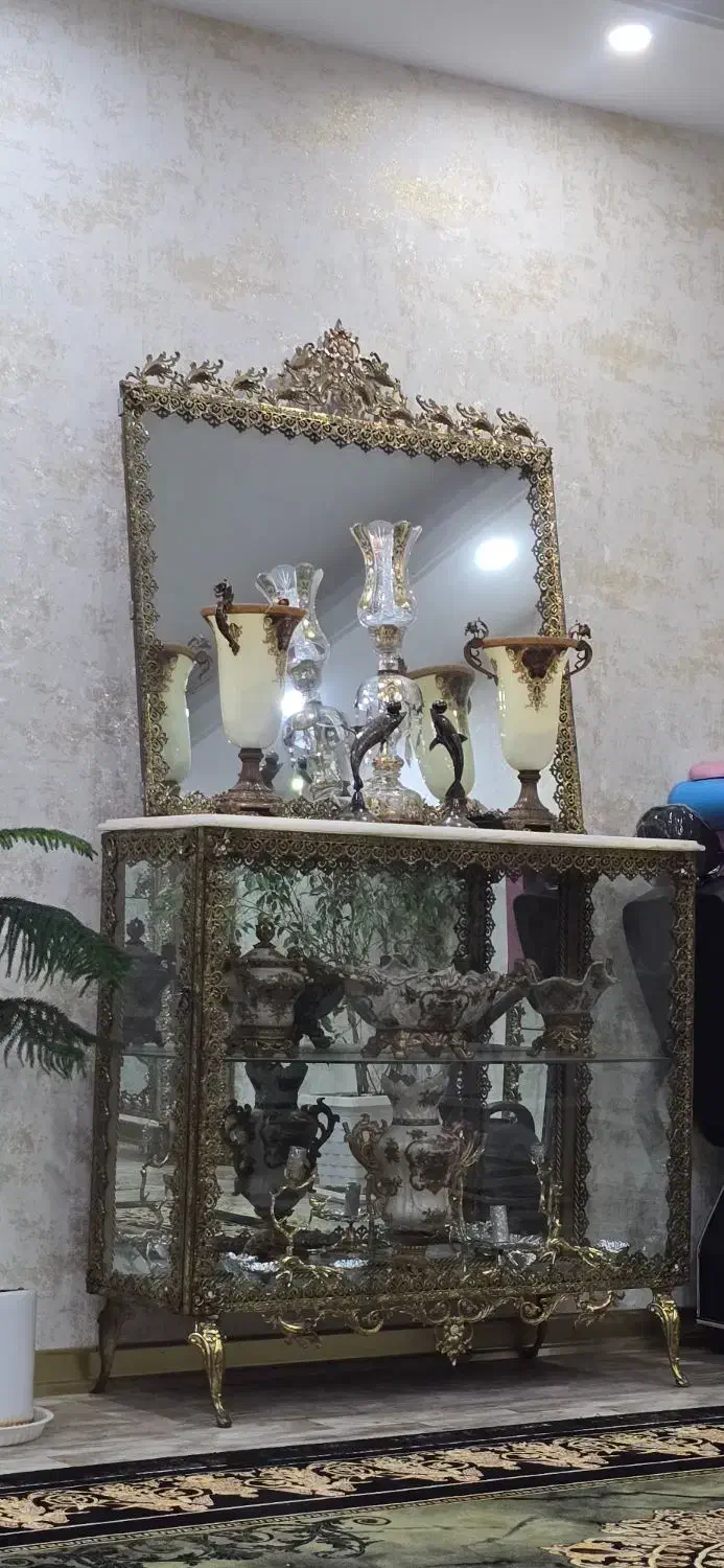 فروش ویترین ،لوستر،میز تلفن برنز|بوفه، ویترین، کنسول|مشکیندشت, |دیوار