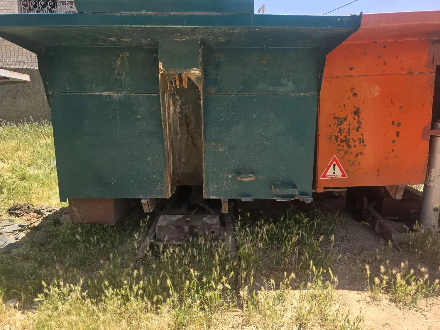 اتاق عقب مایلر|خودرو سنگین|فارسان, |دیوار