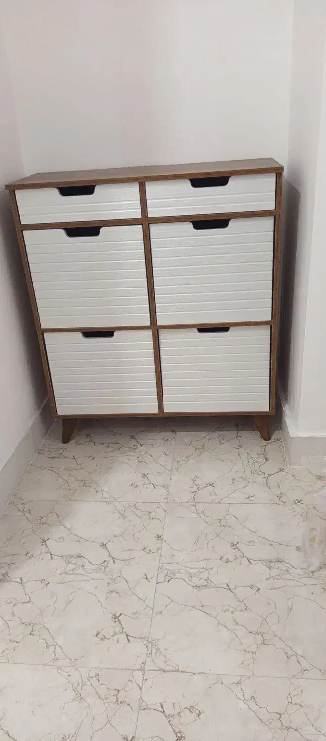 جاکفشی|جاکفشی، کمد، دراور|الشتر, |دیوار