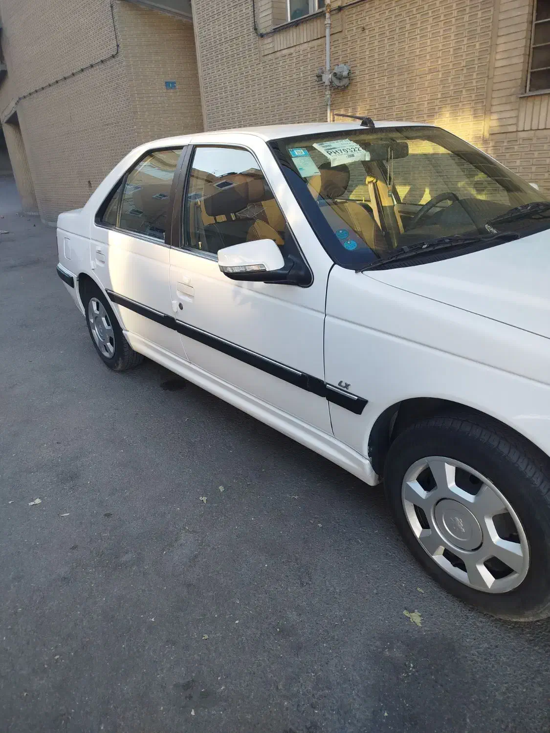 پژو پارس tu مدل 1402|خودرو سواری و وانت|همدان, |دیوار