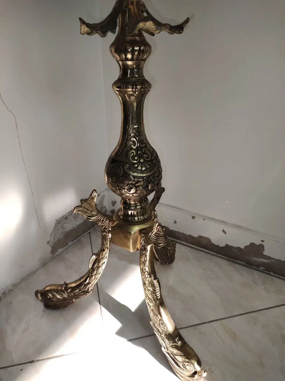 میز تلفن برنجی|میز تلفن|تهران, علم و صنعت|دیوار