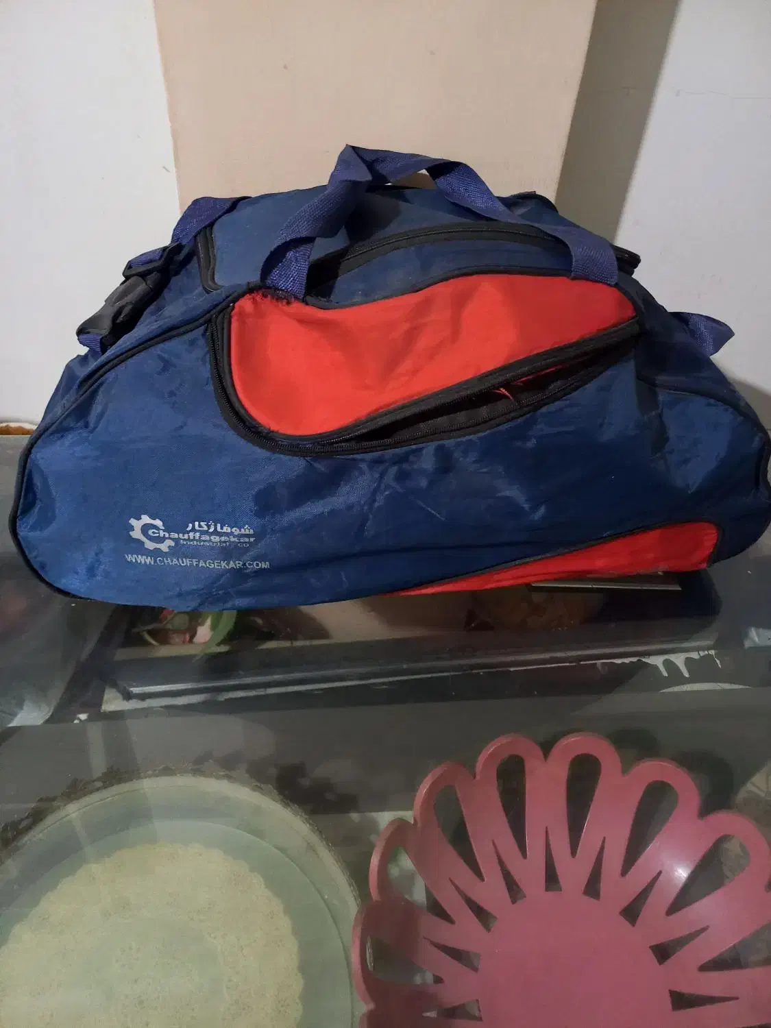 کیف|کیف، کفش، کمربند|گرگان, |دیوار