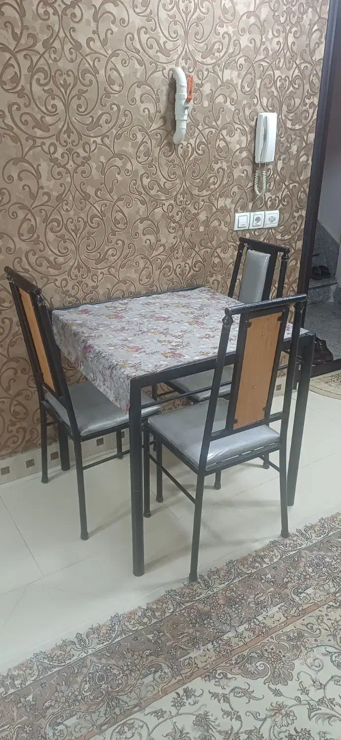 نهار خوری|میز و صندلی غذاخوری|کرمانشاه, |دیوار