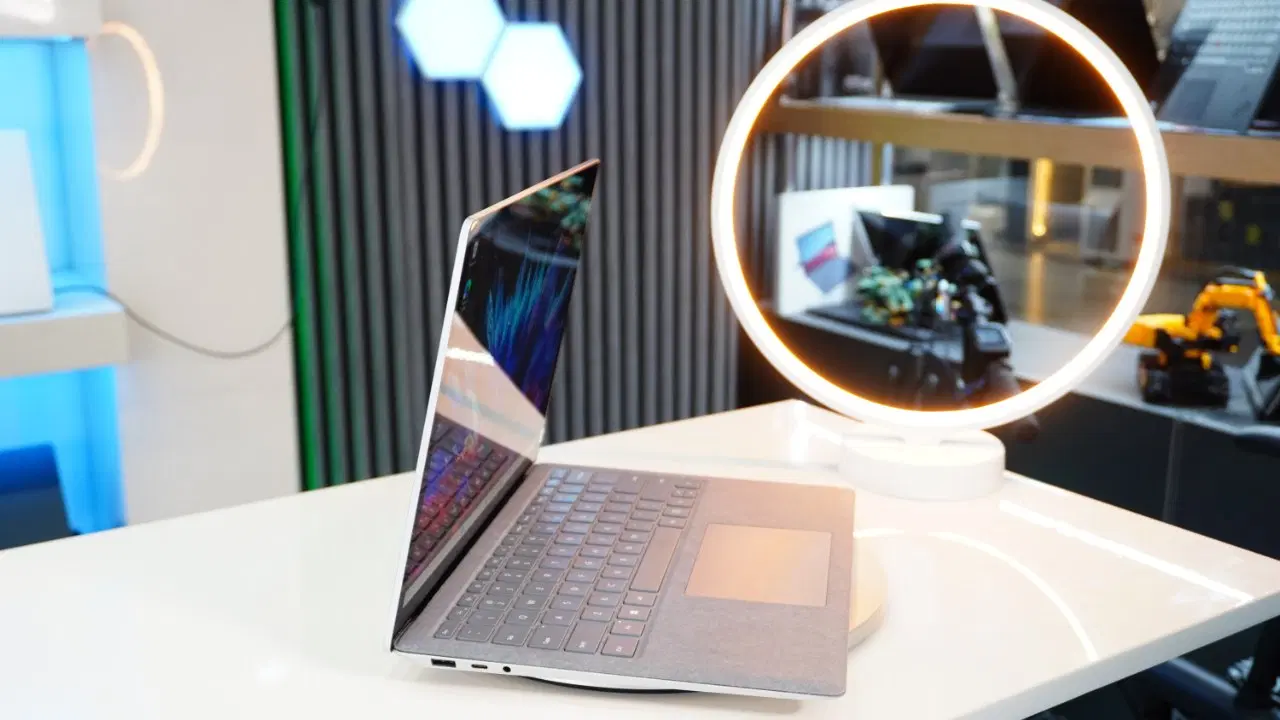 Surface laptop 4 Ryzen 5. 16 256|رایانه همراه|تهران, فلسطین (میدان انقلاب)|دیوار