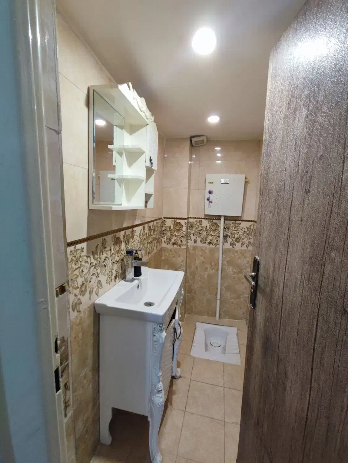 65متر خ باقری