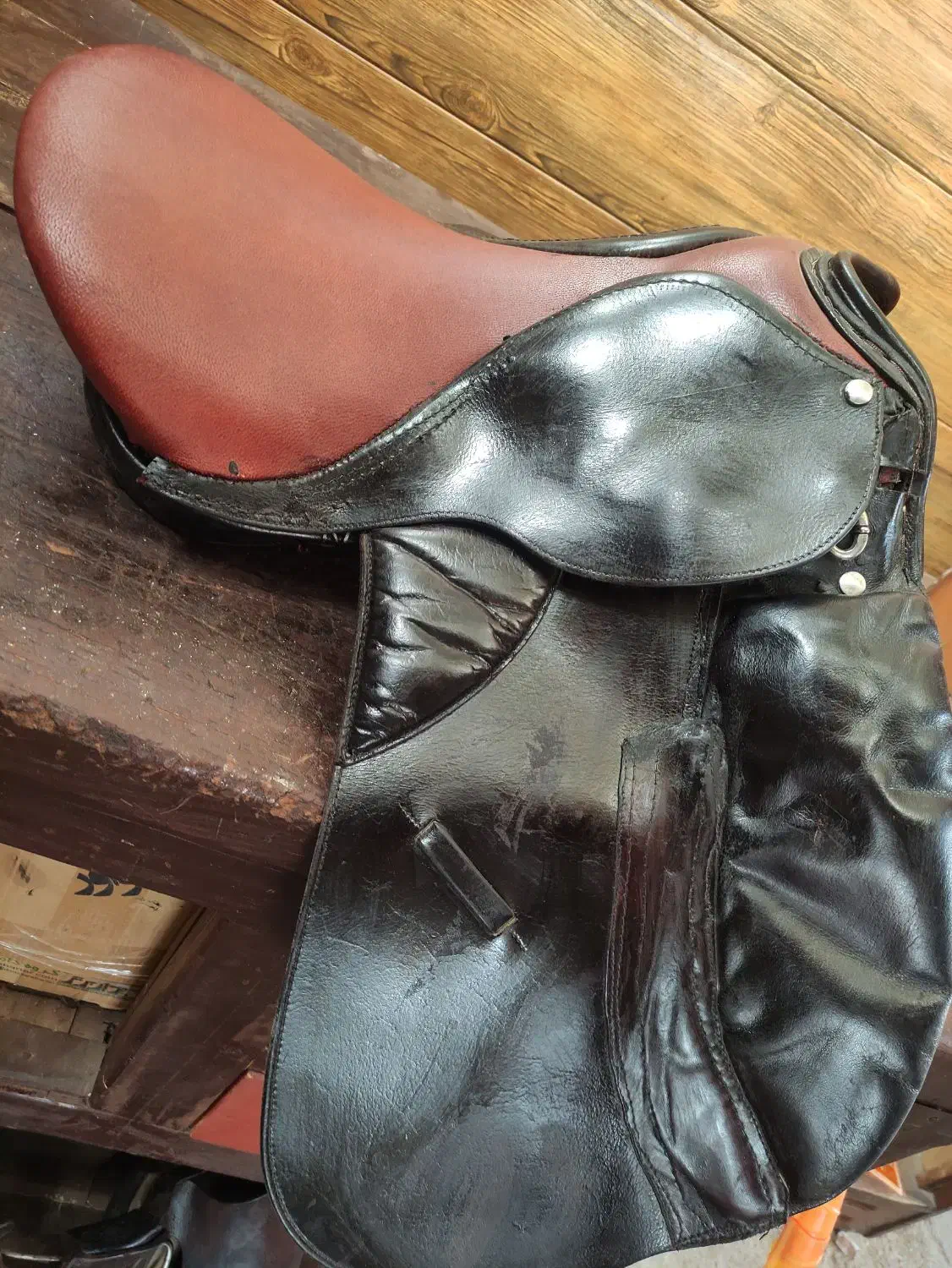 زین آلمان شرقی|اسب و تجهیزات اسبسواری|گلپایگان, |دیوار