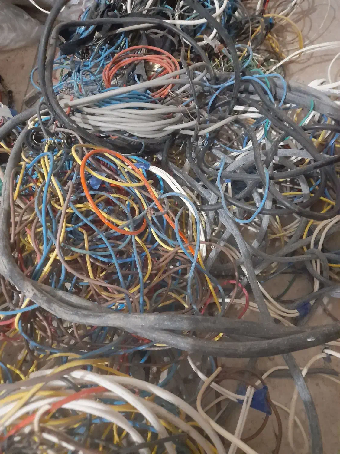 فروش خریدارکابل سنعتی  وسیم خونگی سالم وخراب|مصالح و تجهیزات ساختمان|کرج, عظیمیه|دیوار