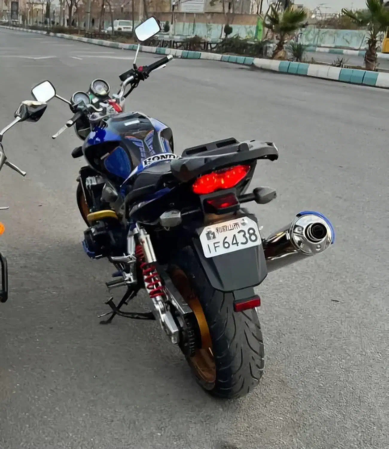 cb1300 مدل ۲۰۰۸ رنگ خاص|موتورسیکلت|ری, شهرک نظامی|دیوار