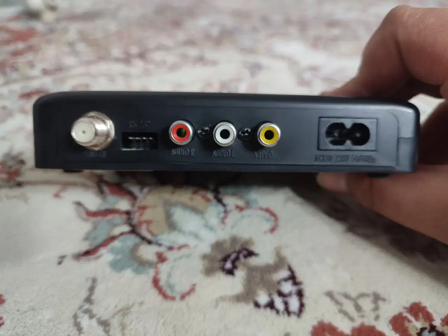 گیرنده کوچک|صوتی و تصویری|نیشابور, مدرس|دیوار