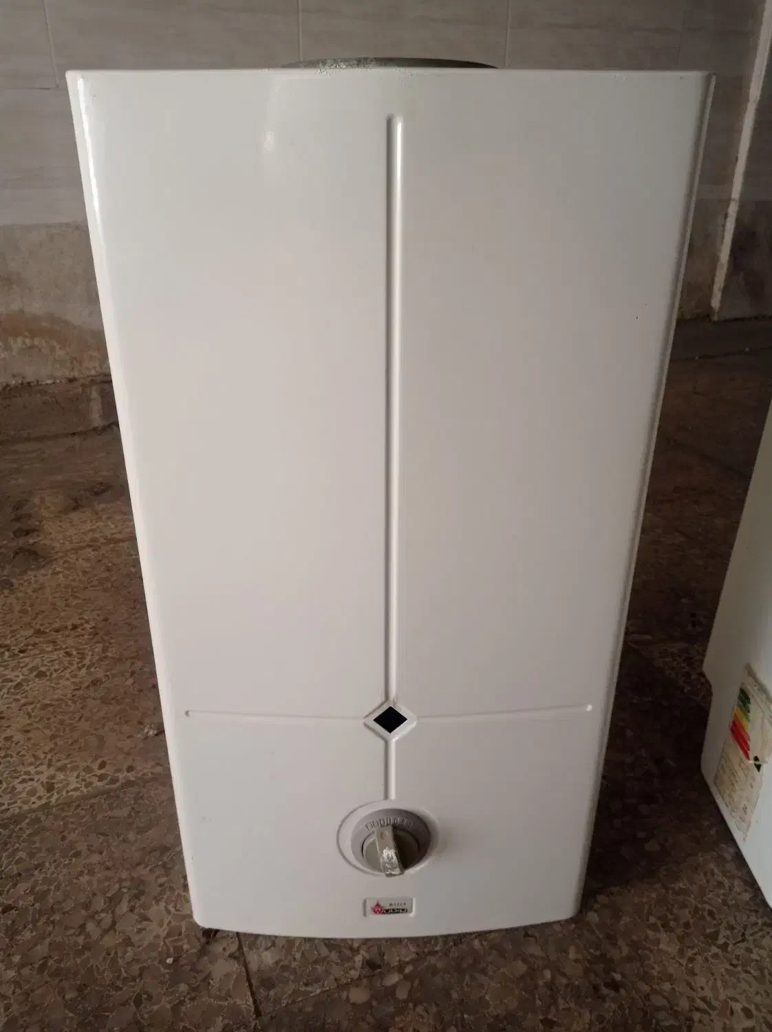 آبگرمکن دیواری|آبگرمکن، پکیج، شوفاژ|اهواز, گلستان|دیوار