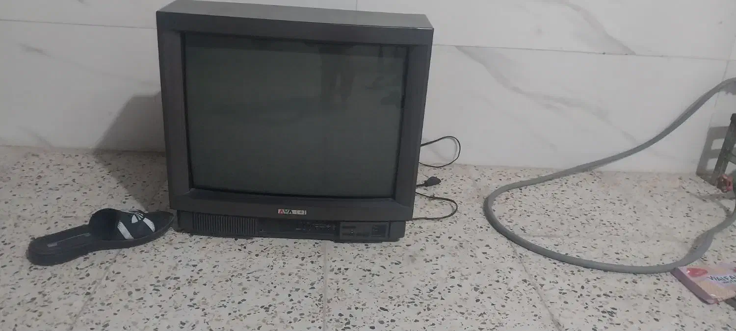 تلویزیون ۲۱ اینچ سالم|تلویزیون و پروژکتور|خرم‌آباد, |دیوار